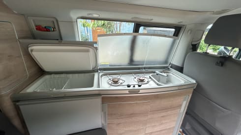 Robert California – VW California Coast Campervan