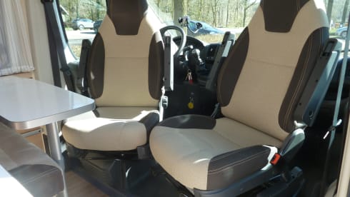 2p Fiat bus from 2016