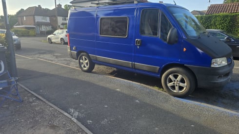 2 berth Peugeot campervan fully loaded 