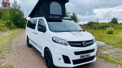 Vinnie – 4 berth Other campervan from 2020