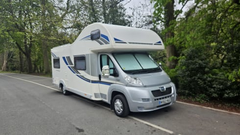 Basia. – 6 berth 6 passengers Bailey Approach on Peugeot Boxer