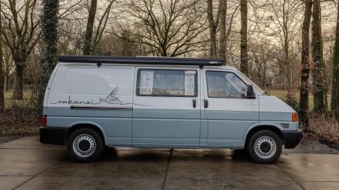 Surfer – 2p Volkswagen bus uit 1998