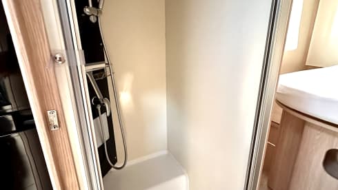 Fully equipped and brand new motorhome