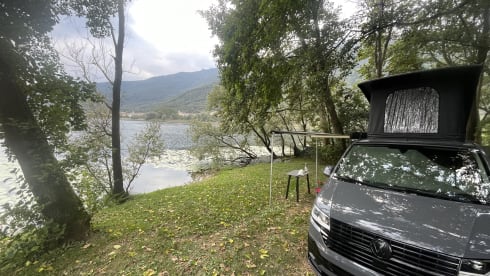 The Drifter – Volkswagen Bulli T6.1 campervan