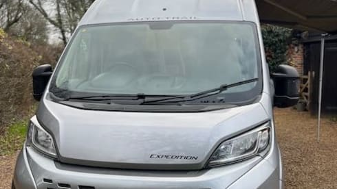 2025 Off Grid 4 berth Autotrail  Expedition 68 POP TOP