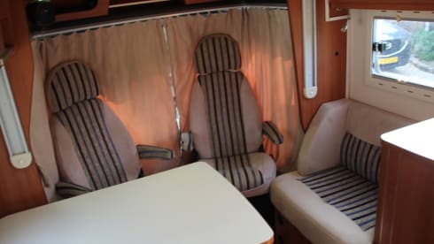 Very spacious family camper