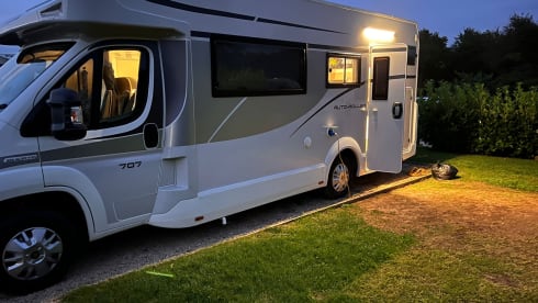 Minnie – 6 berth Roller Team semi-integrated from 2021