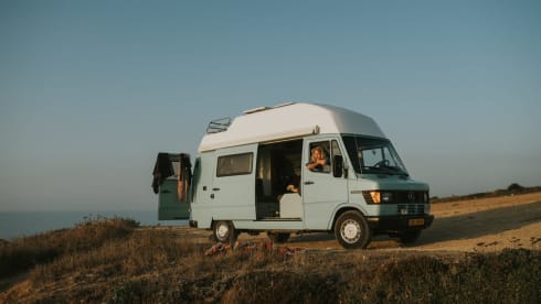 Ms. Paddy – Vintage Mercedes Westfalia campervan 🚌 🏄‍♂️ ⛱ incl. complete equipment