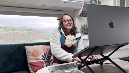 Maisy – Maisy ; un camping-car confortable et autonome à 2 couchages