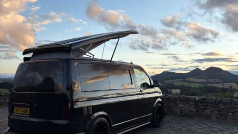 Ivy – 4 berth Volkswagen campervan from 2024