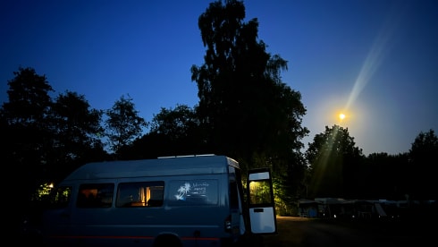 Bakbeest Bertje – 2p camper Bertje is looking for fun