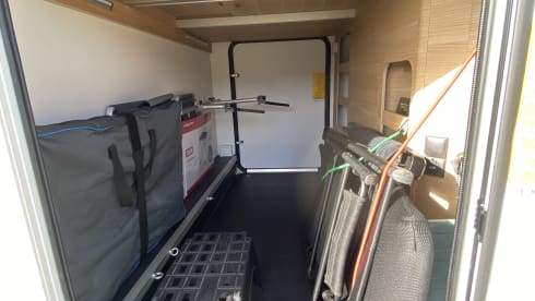 Coral suite on wheels – Luxury 2 person Adria Coral 650DL automatic transmission semi-integrated from 2022