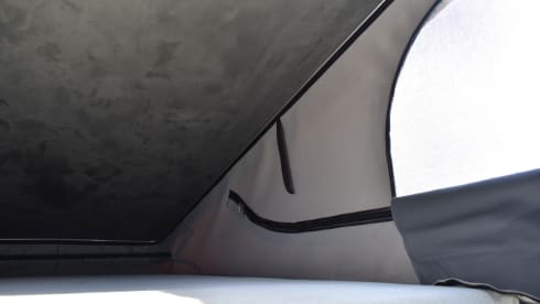 Innes – 4 berth Volkswagen campervan 2022 Wi-Fi 240v Battery for off grid travel