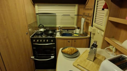CARYS – 2 berth Peugeot semi-integrated from 2006