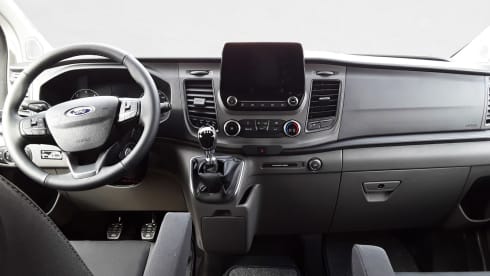 Butzbach – Ford Nugget high roof