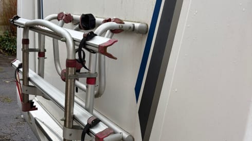 Rami – Ford camper met 5 slaapplaatsen uit 2015