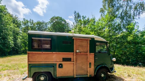 Woody – Classic Citroen HY 1976 bus camper