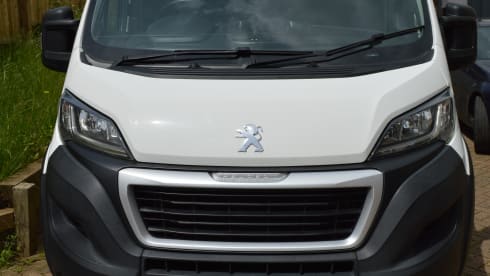 Klara – Autobus Peugeot 4 couchettes de 2018