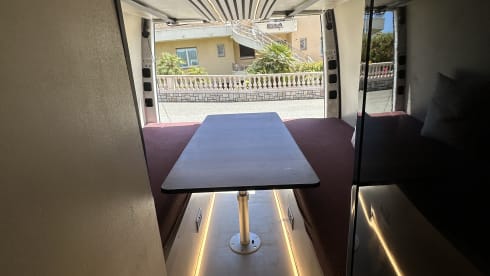 The Laurent – Luxury 3 berth Mercedes-Benz 907 Campervan