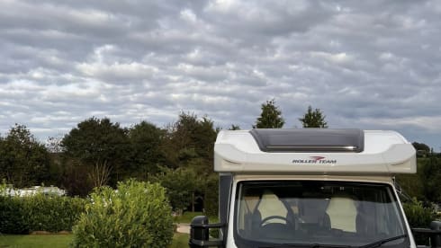 Minnie – 6 berth Roller Team semi-integrated from 2021