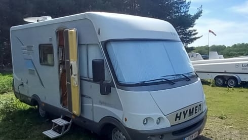 4p Hymer integrated uit 2004