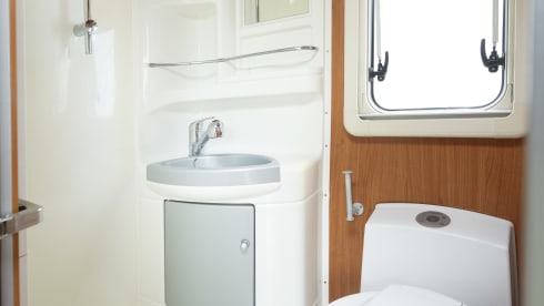 Aangenaam op de weg – 4p Fiat Ducato Giottiline semi-integrated from 2011