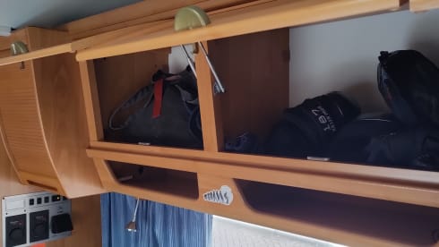 Chateau Ducato – Alcôve Hymer 4p de 1993