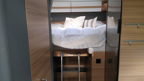 Just-Us – Luxury Dethleffs T6812 Just 90