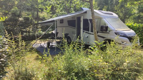 4p Sunlight semi-integrated Adventure from 2024