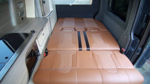 VW T6 Campervan- comfortable drive and accommodation