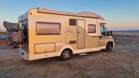 4p Bürstner semi-integrated from 2009