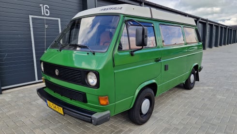 3p Volkswagen bus from 1983