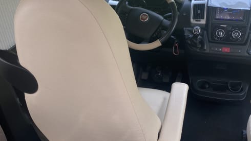 McOscar – Giulia's motorhome NEW and spacious 