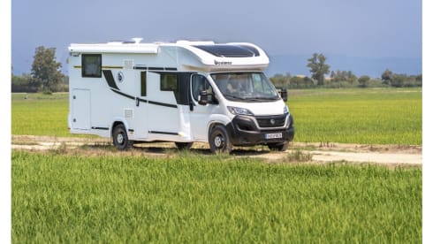 5p Bavaria semi-integrated uit 2026