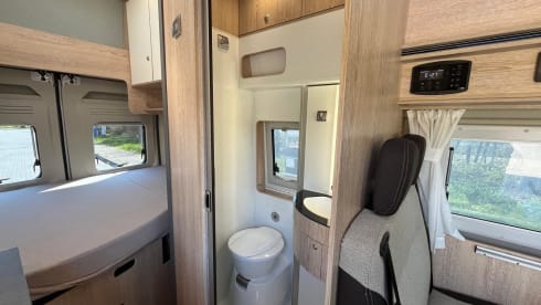 Possl Vario 2 win  – New Pössl camper automatic luxury 2 to 4 persons