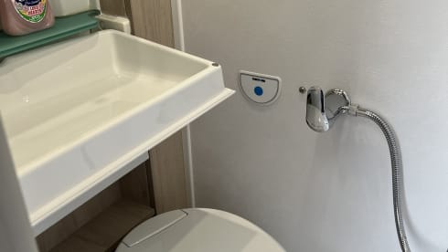 Lola – 2 berth Autotrail campervan