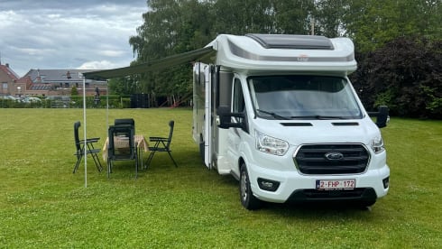 Louis – McLouis semi-integrated from 2024 automatic