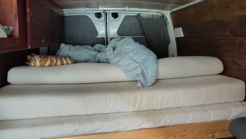 Sneeuwwitje  – 4-seater Volkswagen bus from 1996