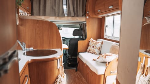 Salty Silence on wheels 🚐🏞️🌄 (max 6 pers.) 👨‍👩‍👧‍👦