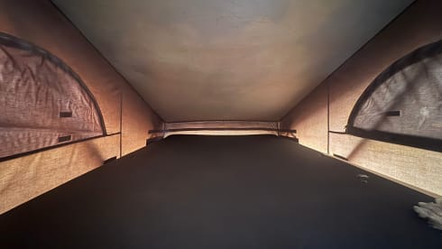 Bets – 4p Mercedes-Benz campervan uit 1997