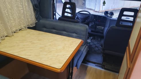 Anto – Travel carefree with Camper Mclouis.