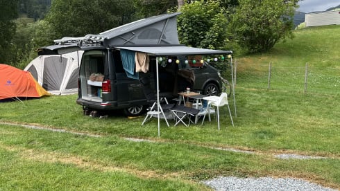 Boelie – 4p Volkswagen bus from 2018