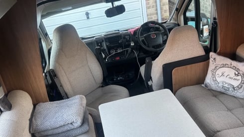 Stitch – 5 berth Fiat alcove from 2017
