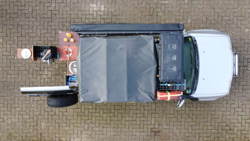Suze – 2p Other rooftop from 2001