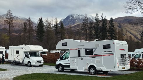 Rollerteam Zefiro 675 6 Berth – 6 berth Roller Team alcove from 2023