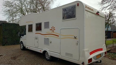 Superruime gezinscamper – 5p Elnagh Marlin 64 Alcove from 2001