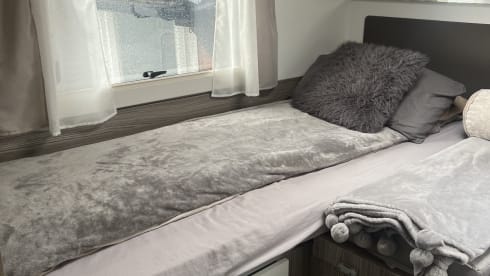 4 berth Benimar semi-integrated from 2021