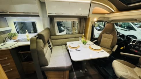 Adria Mobil  – 5p Adria Mobil semi-integrated from 2019