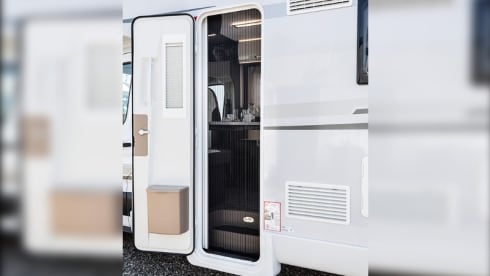 Zefiro 696 Automatic 5 berth – 2024 Roller Team Zefiro 696 Five berth automatic