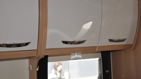 Zonnige zuiden – 6p McLouis semi-integrated uit 2020
